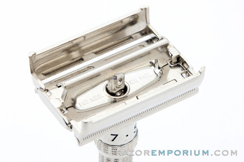 1965 Gillette Slim Adjustable TTO DE Safety Razor K2