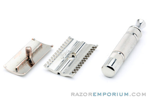 1930's Gillette NEW Norfolk / Tuckaway Style Travel DE Safety Razor Set
