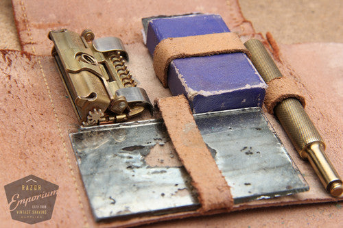 Valet Auto Strop Razor Set in leather case