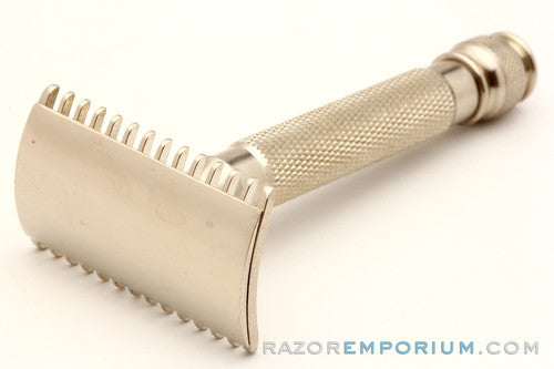 1930s Gillette NEW Short Comb DE Safety Razor w/ Replica Handle
