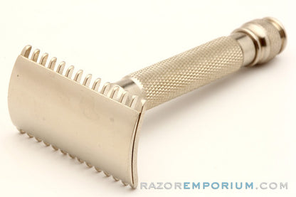 1930s Gillette NEW Short Comb DE Safety Razor w/ Replica Handle