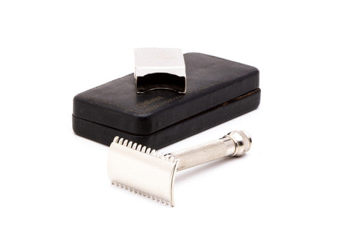 1921-28 Gillette Ball End Old Type Set in Leather Case with Blade Bank