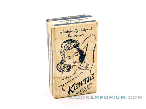 Kewtie Miniature Travel Case w/ Blades