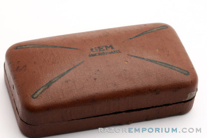 1930's GEM Micromatic Razor Single Edge TTO in Brown Case