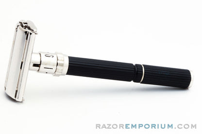 1975 V1 Gillette Super Adjustable 109 Adjustable DE Safety Razor