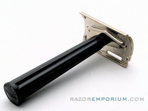 1952 X2 Gillette Black Handle Tech DE Razor in Original Red Box w/ Blades