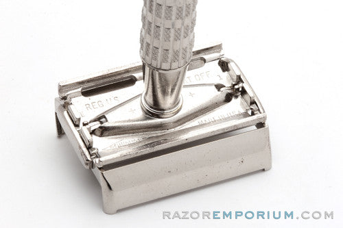 1959 Gillette E1 Red Tip Heavy Super Speed Double Edge Razor