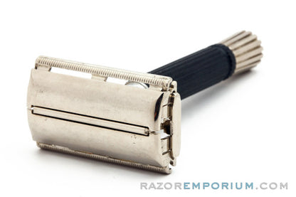1967 Gillette Black Handle Super Speed Double Edge Safety Razor - M1