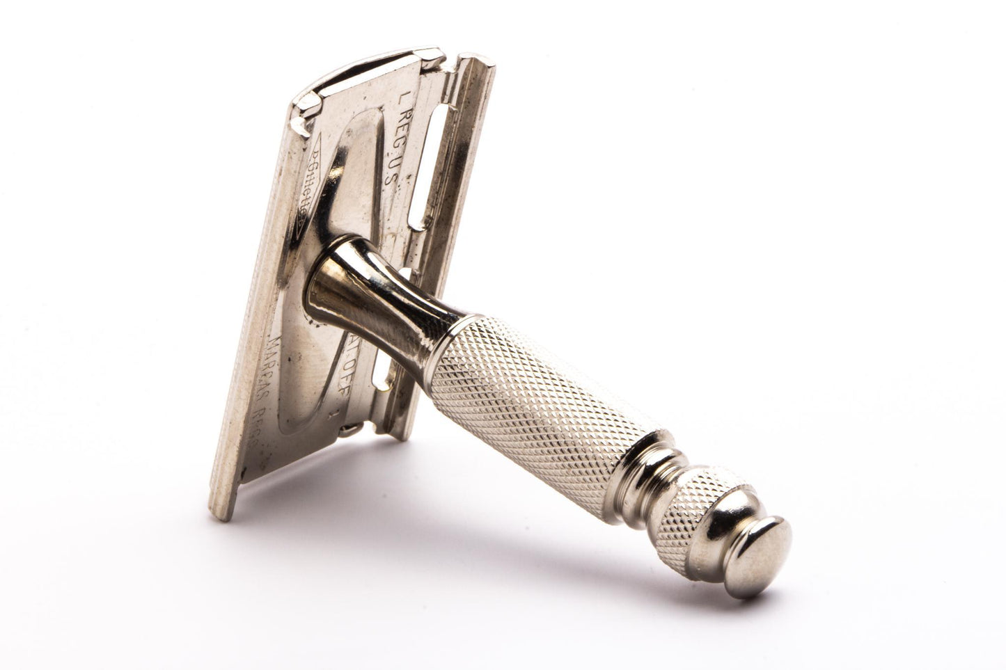 1966 Gillette L2 Travel Ball End Tech 3 Piece DE Razor