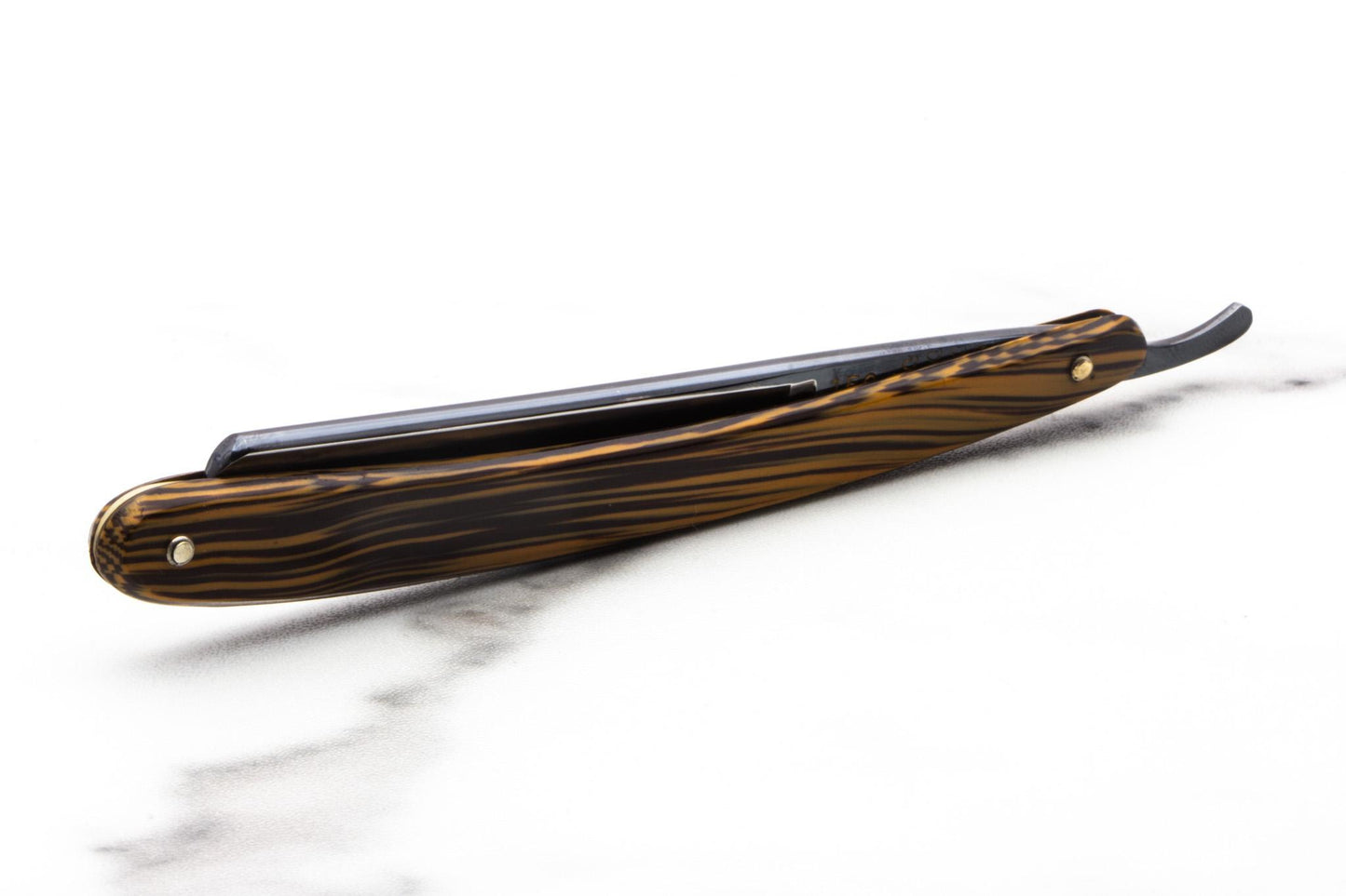 3/16" Vintage Restored Heart Ring Straight Razor