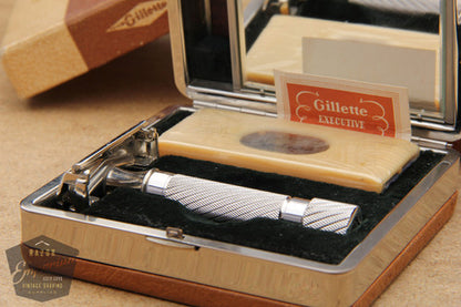 Gillette 1948 Executive DE Safety Razor in Ostrich Leather Case
