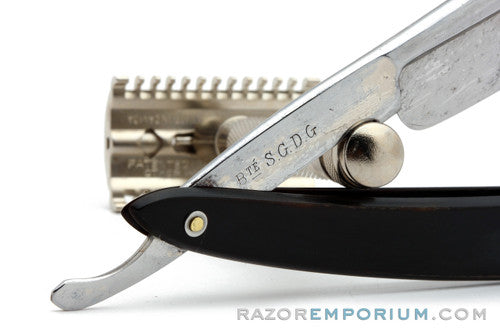 5/8" Leresche Le Lumineux "BTÉ S.G.D.G." Frameback Straight Razor  | France