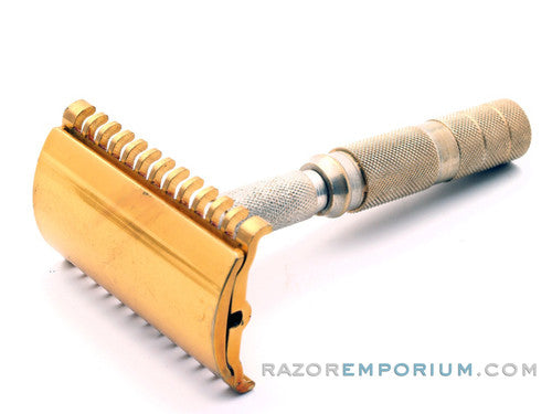 1960's German Travel Set with Open Comb Gillette NEW DE Safety Razor Head