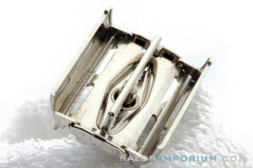 1968 Gillette Knack TTO Double Edge Safety Razor N1