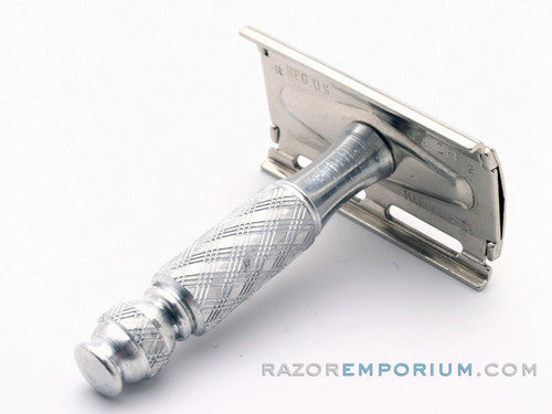 1978 N4 Gillette Ball End Tech Travel Spiral Handle Safety Razor  | Marcas Regs