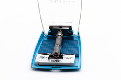 1967 Gillette Slim Adjustable Double Edge Safety Razor & Case M2