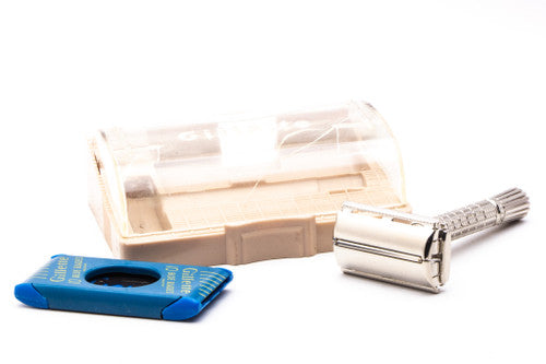 1960 F1 Gillette Flare Tip Super Speed Safety Razor Set