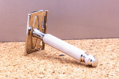 1967 L4 Gillette Ball End Tech Razor in Box | Original Condition