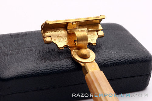 1940's Schick Gold SE Injector Bakelite Handle Set in Black Case