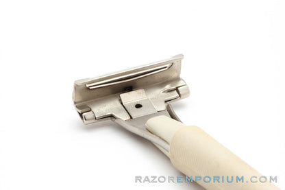 1960's Schick Injector Cream Handle Safety Razor