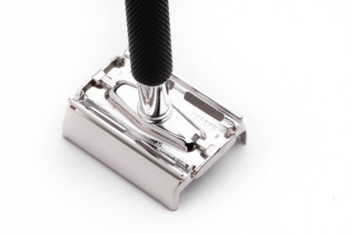 1972 Gillette Black Handle Super Speed Safety Razor  S2