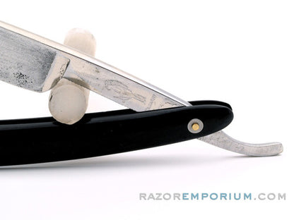 9/16" Vintage Straight Razor | Ontario