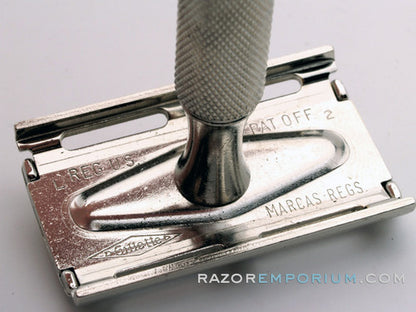 1966 L2 Gillette Travel Tech Safety Razor Black Leather Case