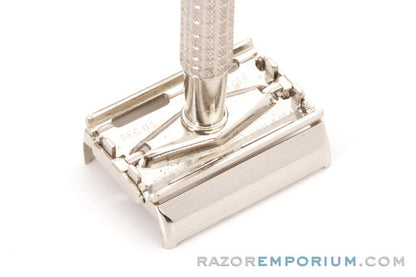 1965 Gillette Flare Tip Super Speed DE Safety Razor K4