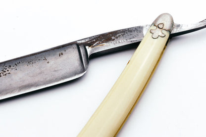5/8" The JR Torrey Straight Razor