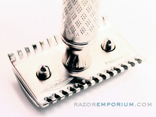 1922 Gillette New Improved Tuckaway Style Travel DE Safety Razor Set | Jacksonville, Fla.