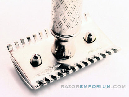 1922 Gillette New Improved Tuckaway Style Travel DE Safety Razor Set | Jacksonville, Fla.