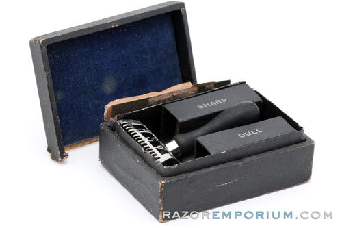 1907 American Safety Razor Co. Single Edge Safety Razor w/ Black Leather Box