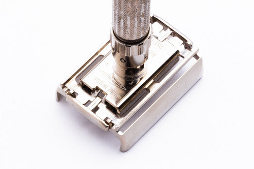 1959 Gillette Fatboy Adjustable Double Edge Razor Set E3
