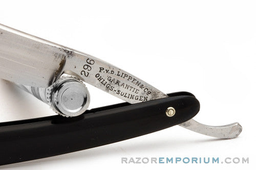 11/16'' P.V.D. Lippen & Co Straight Razor | Ohligs-Solingen, Germany