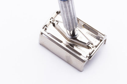 1955 Gillette Blue Tip Light DE Super Speed Razor with Case A2
