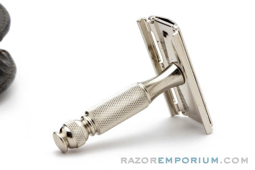1966 Gillette Travel Tech DE Safety Razor Set L3
