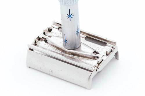 1964 Gillette J4 Blue Star Lady Gillette Double Edge Safety Razor