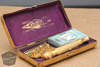 Gillette 1920's  Old Type Pocket Edition  - Basket Weave w/ blue blades