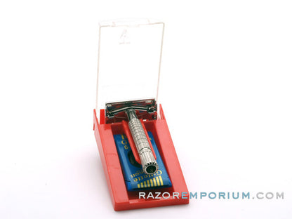 1965 K4 Gillette TV Super Speed Razor Set in Original Red Case w/ Blueblades