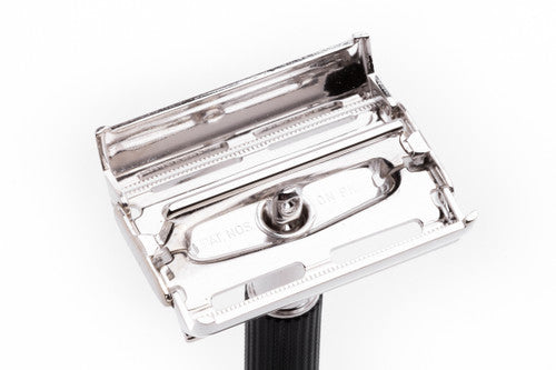 1973 Gillette Black Handle Super Speed Safety Razor  T2