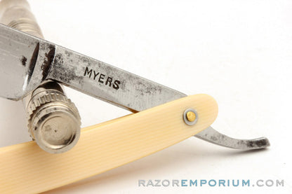 5/8" Myer H.M. Christensen Straight Razor | Brockton, MASS. USA