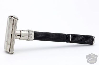 1970 Gillette P2 Super Adjustable 109 Safety Razor