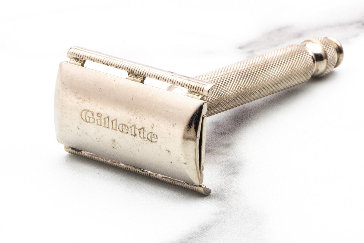 1966 L2 Gillette Ball End Tech Double Edge Safety Razor Set With Original Red Cardboard Box | Original Condition