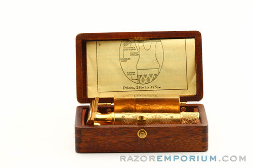 1921 Gillette Gold New Improved Richwood Safety Razor Set w/ Blade Bank and Instructions Made in England