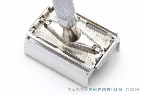 1951 Gillette Black Tip Super Speed DE Razor W3