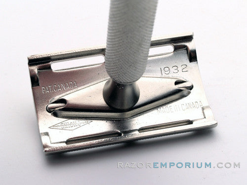 1947-51 Gillette '1932' Ball End Tech Safety Razor | Made in Canada