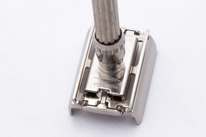 1965 Gillette Slim Adjustable Double Edge Safety Razor Set K3