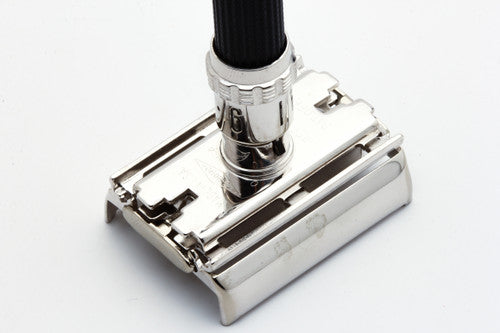 1969 O4 Gillette Short Handle Super Adjustable 84mm DE Safety Razor
