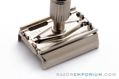 1968 Gillette Knack TTO Double Edge Safety Razor - N1