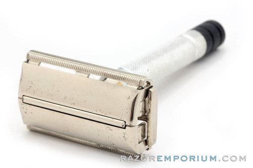 1951 Gillette Black Tip DE Super Speed TTO Safety Razor W3
